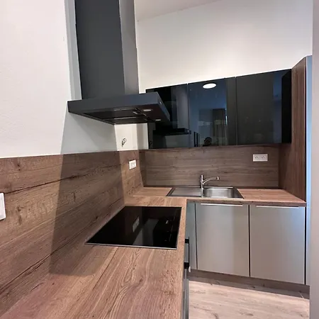 Apartment Family With 2 Bedrooms, Terrace And Free Garage Parking